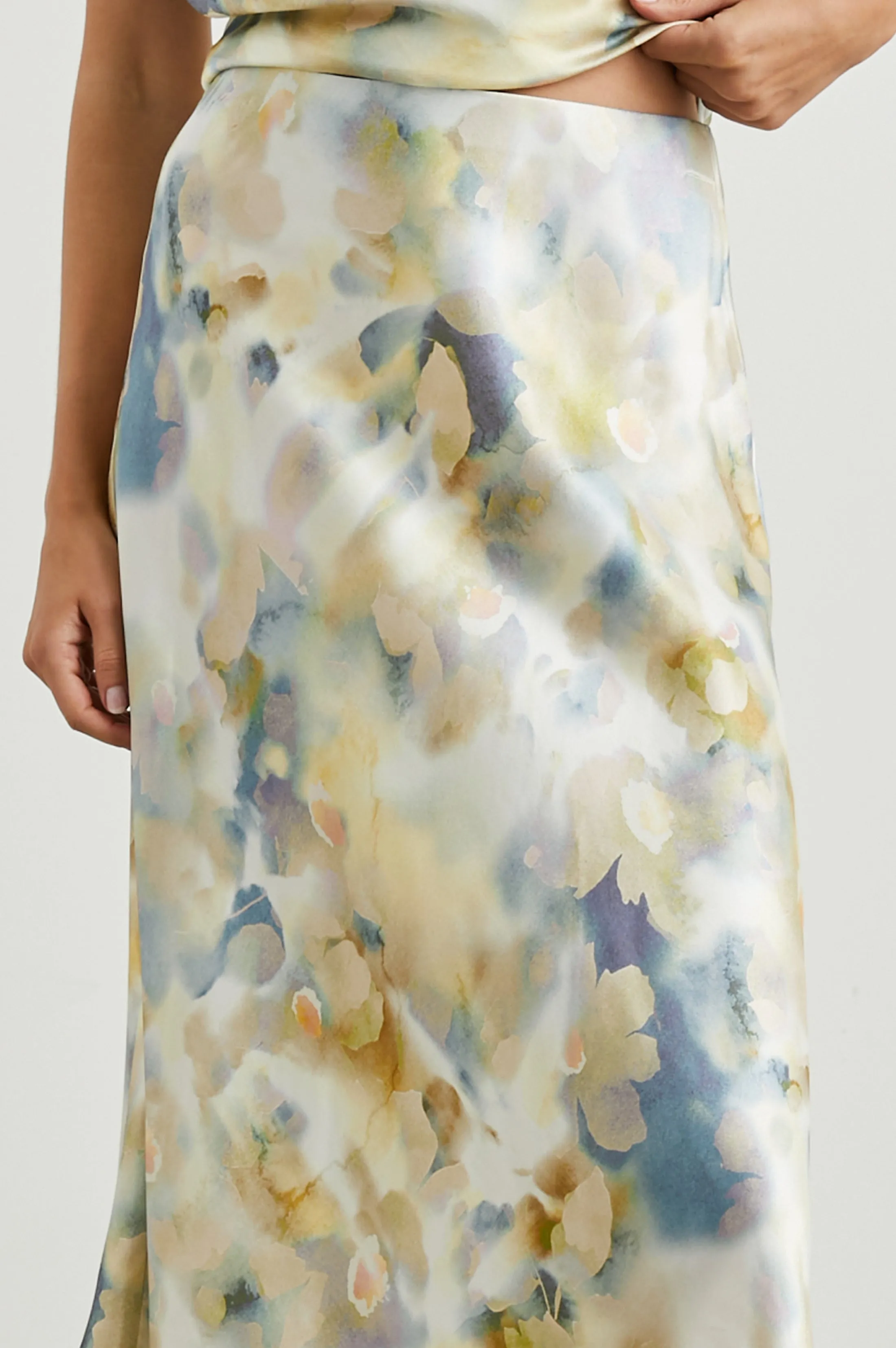 ANYA SKIRT - DIFFUSED BLOSSOM Rails