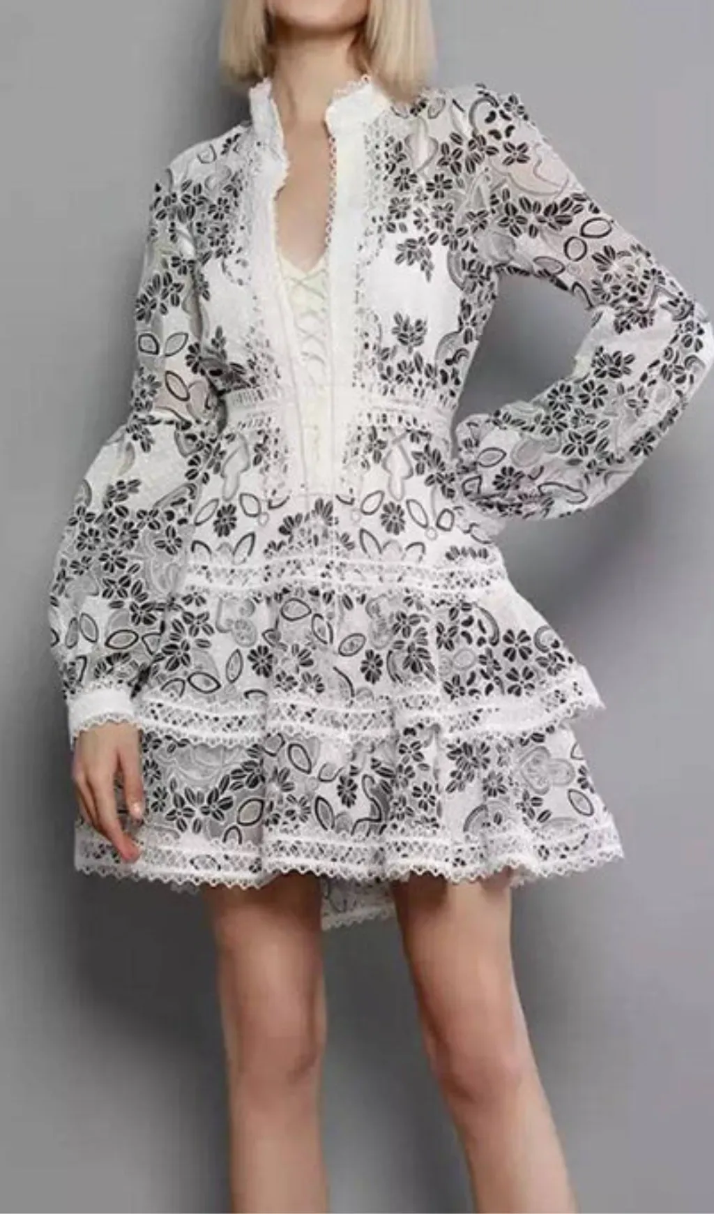 BLACK LACE RUFFLE FLORAL PRINT MINI DRESS Gloria Lanvin