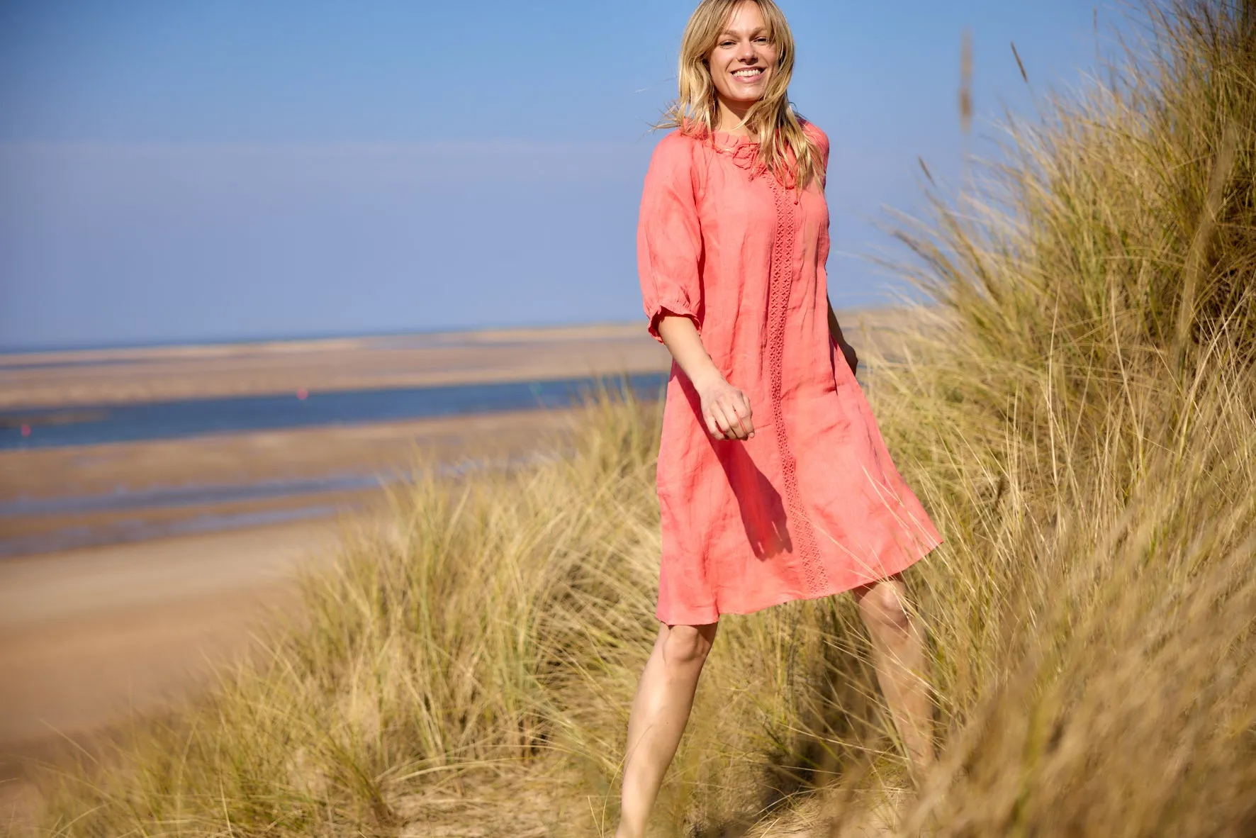Cream Womens Bellis Lace Dress - Rose