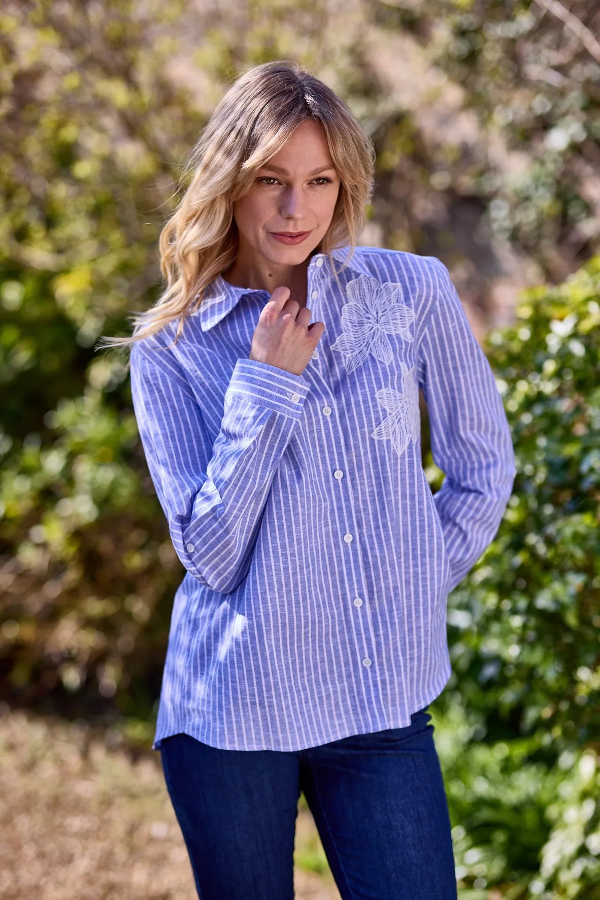 Gun Hill Womens Tabay Shirt - Blue/white