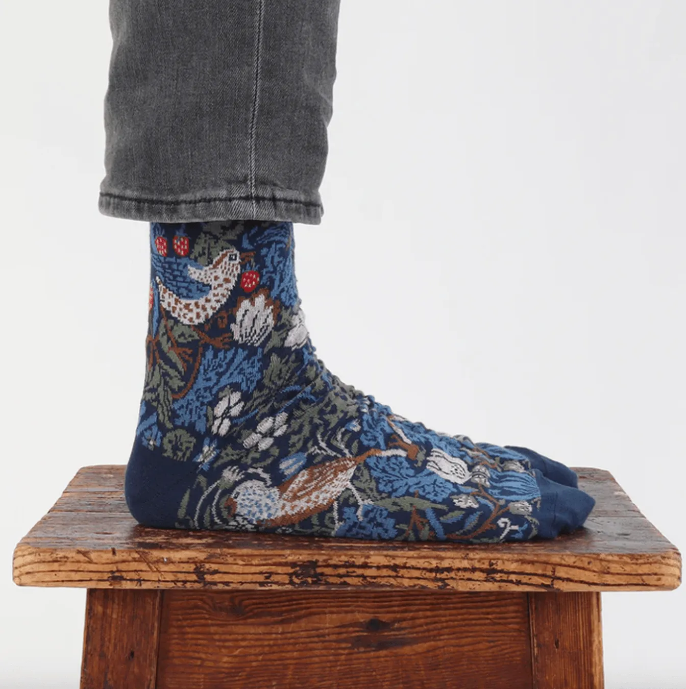 Gun Hilll Socks - Limited edition Corgi X William Morris