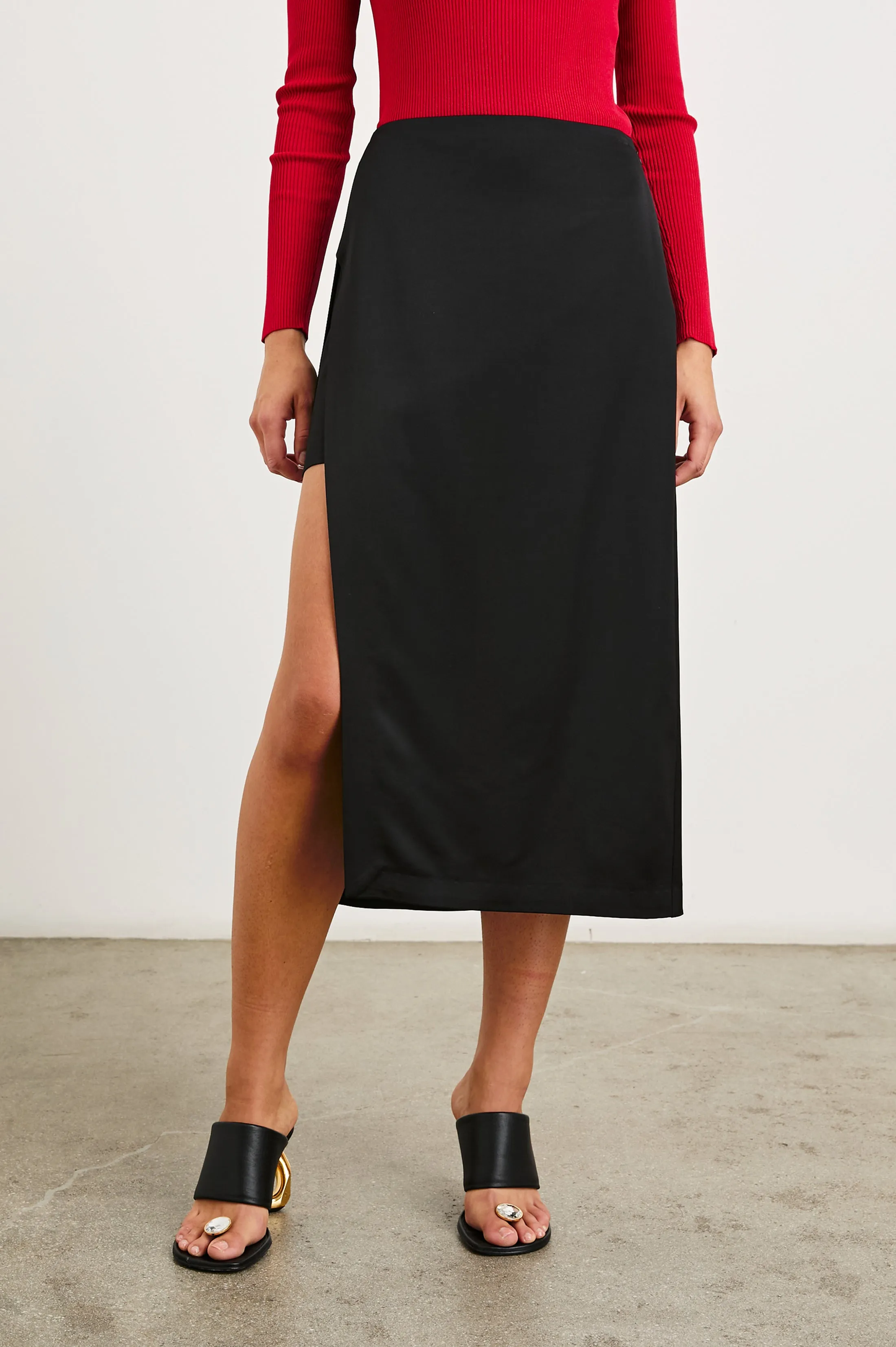 KIRA SKIRT - BLACK Rails