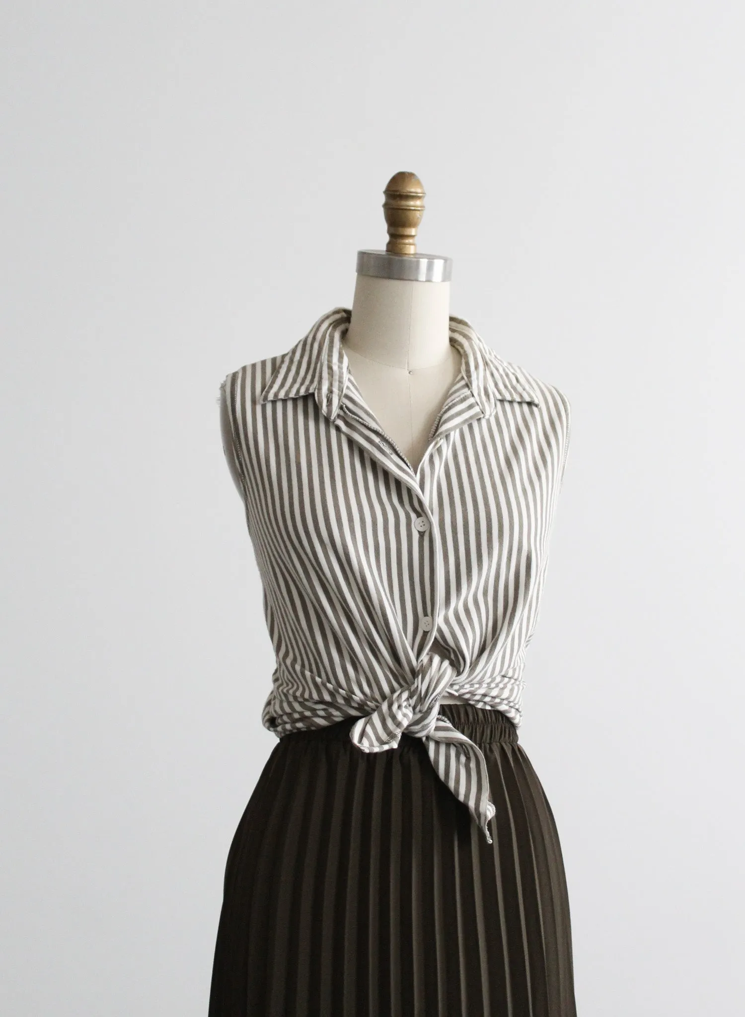 olive branch striped button up 1919 Vintage