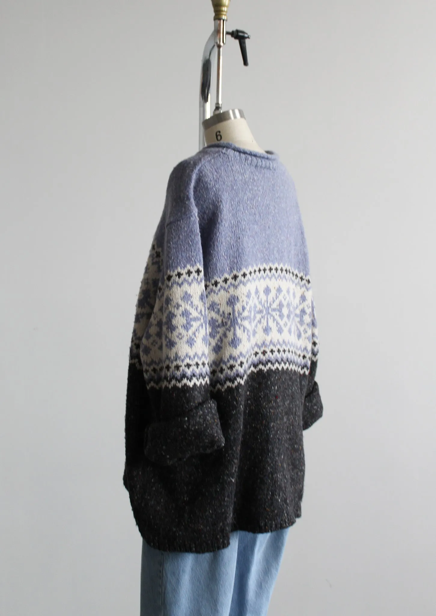 ski lodge sweater 1919 Vintage