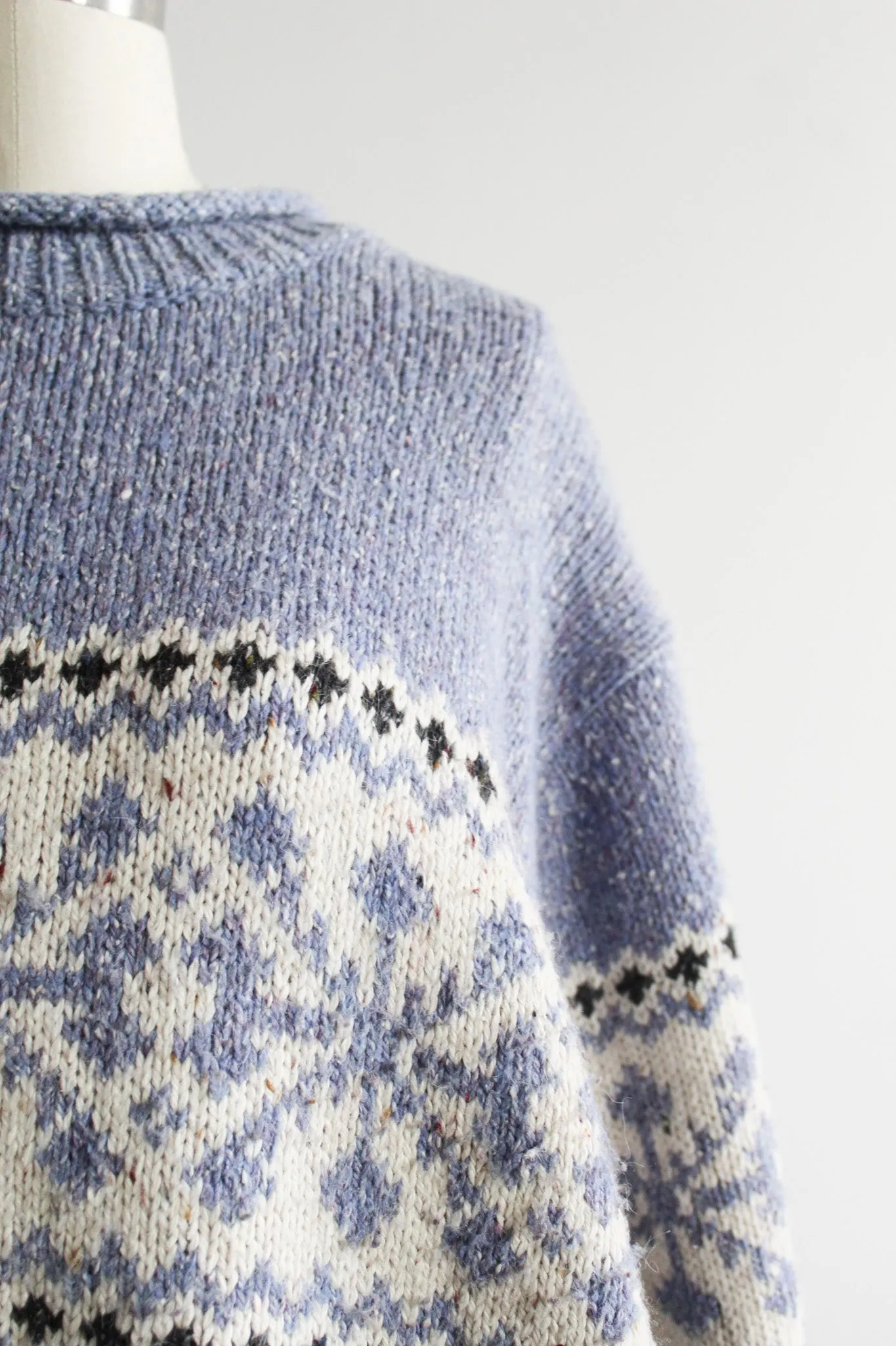 ski lodge sweater 1919 Vintage