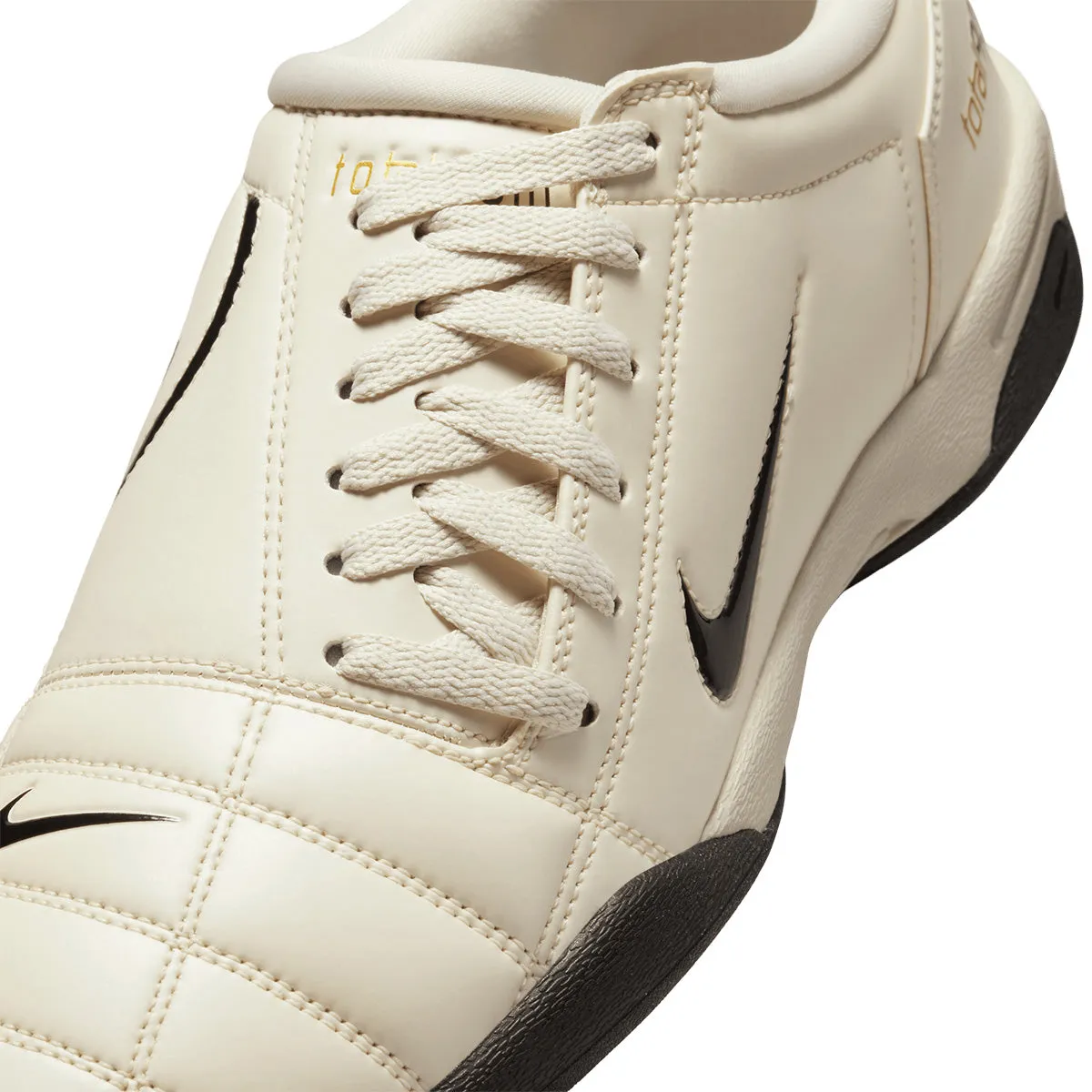 Total 90 III 'Light Orewood Brown'