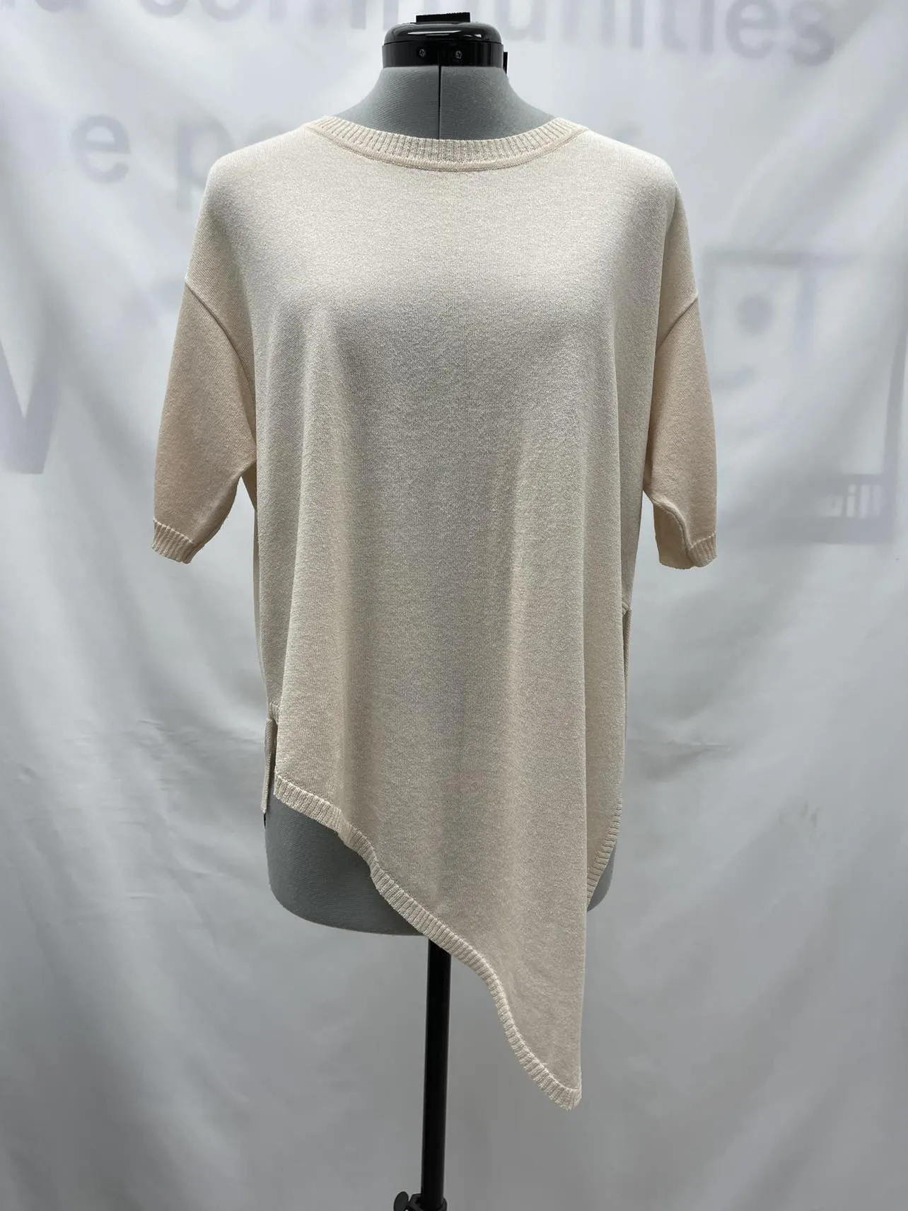 Women's The Global Market, Beijing Limited Edition, medium